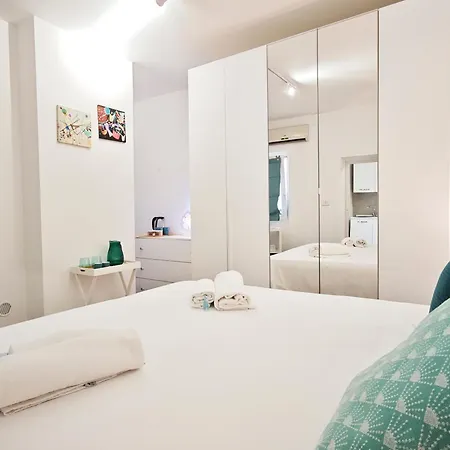 Giallosole Апартаменти Барі