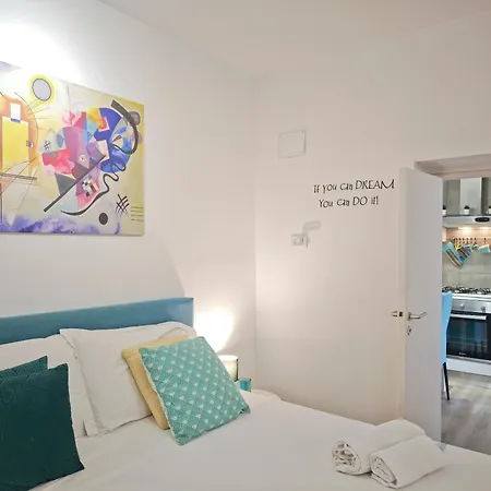 Giallosole Apartment Bari