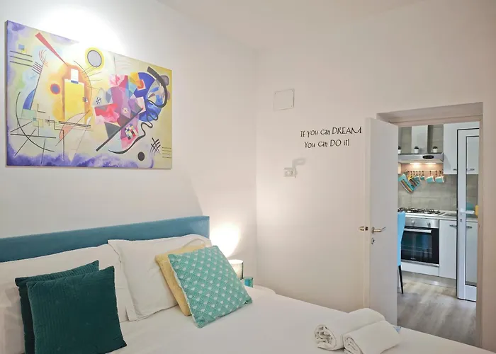 Giallosole Apartment Bari